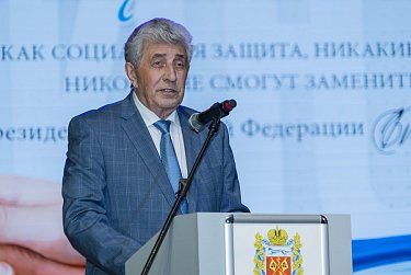 Сергей Грачев: «В характере вашей работы – милосердие, доброта, сострадание, внутренняя готовность помогать людям»
